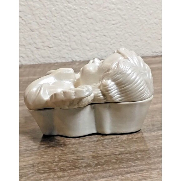 Vintage Praying Angel Jewelry Trinket Box - Picture 5 of 11